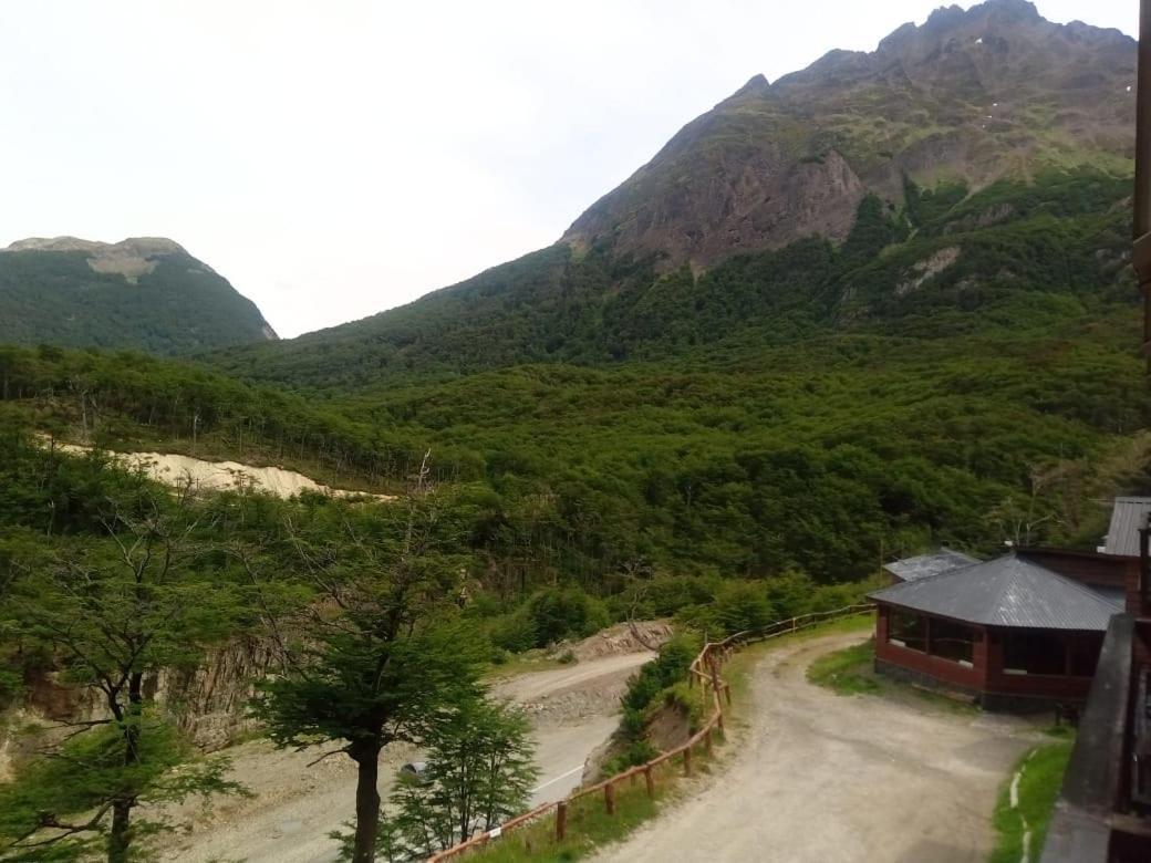 Bagu Ushuaia Hotel Екстер'єр фото